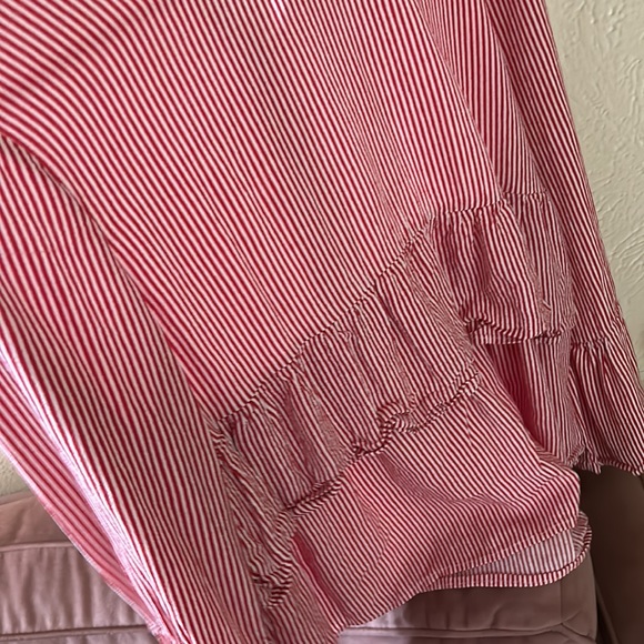 Zara Blouse size L but runs small - Picture 5 of 6